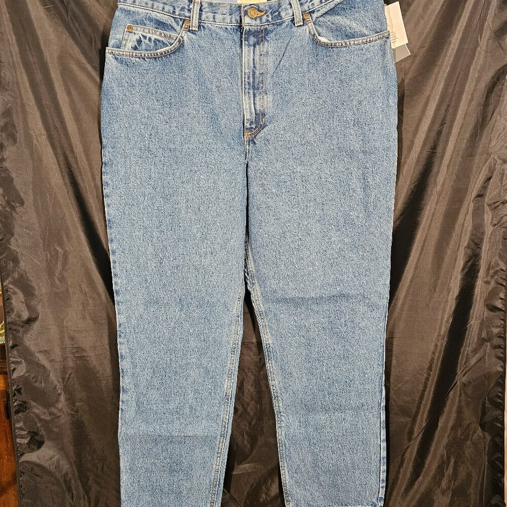 NWT Jones Sport classic fit jeans. Size 16